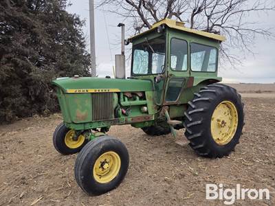 1972 John Deere 2WD Tractor