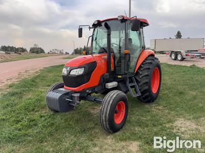 Kubota M7060F 2WD Tractor