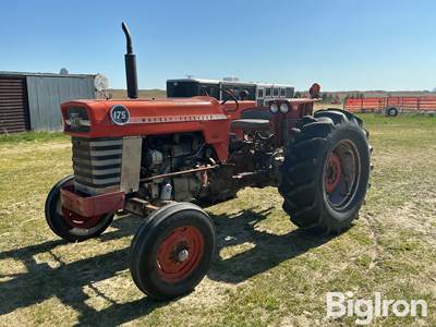 1970 Massey Ferguson 175 2WD Tractor
