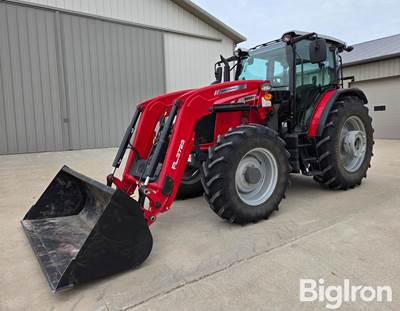 2022 Massey Ferguson 6713 MFWD Tractor w/ Loader