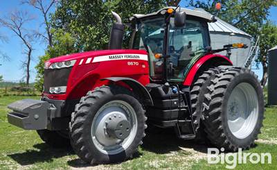 2013 Massey Ferguson 8670 MFWD Tractor