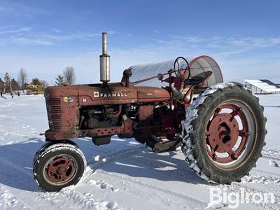 McCormick Farmall H 2WD Tractor
