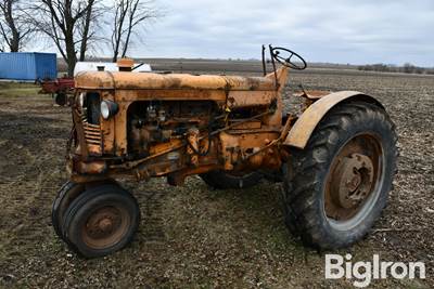 Minneapolis Moline UB 2WD Tractor