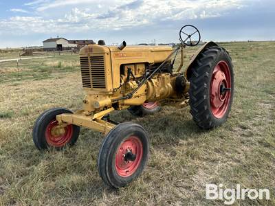 1952 Minneapolis-Moline Z 2WD Tractor