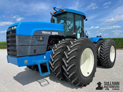 New Holland 9682 Versatile 4WD Tractor