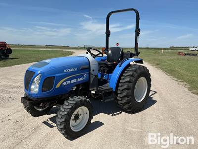 2000 New Holland Boomer 30 MFWD Tractor