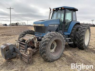 1995 New Holland NH8970 MFWD Tractor w/12' Dozer