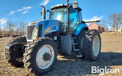 2007 New Holland T8010 MFWD Tractor