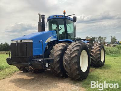 2010 New Holland T9060S 4WD Tractor