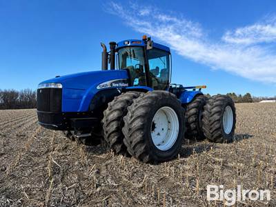 2003 New Holland TJ425 4WD Tractor
