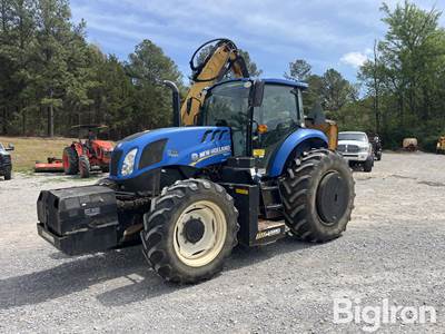 2018 New Holland TS6.130 MFWD Tractor w/Boom Mower