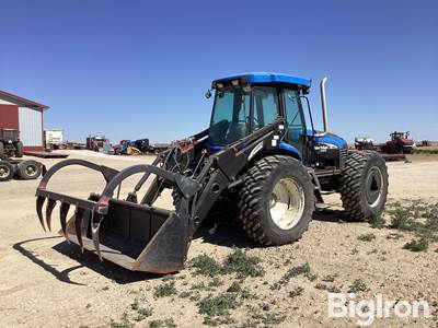 2005 New Holland TV145 4WD Bi-Directional Tractor w/Grapple Loader
