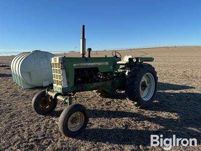 1965 Oliver 1650 2WD Tractor