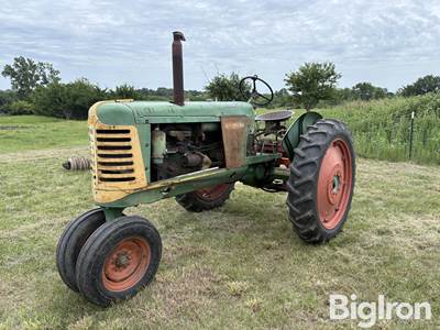 1949 Oliver 66 Row Crop 2WD Tractor