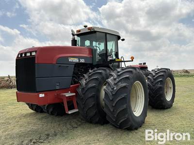 2003 Versatile 2425 4WD Tractor