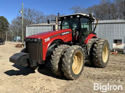 Versatile 310 Tractor MFWD