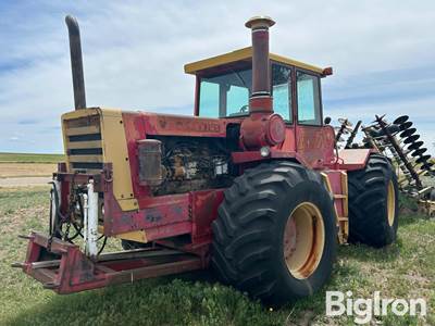 1976 Versatile 850 4WD Tractor