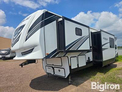 2022 Forest River Rogue Armored 4007 5th Wheel T/A Toy Hauler