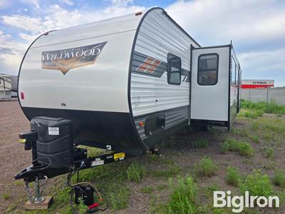2021 Forest River Wildwood 31LQBTS T/A Travel Trailer