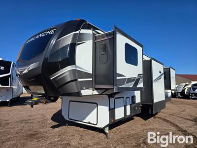 2020 Keystone Avalanche 383FL 5th Wheel Camper