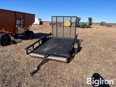 Carry-On Utility Trailer