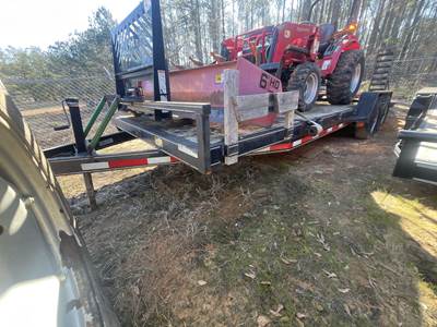 2018 Lone Wolf 22' T/A Utility Trailer