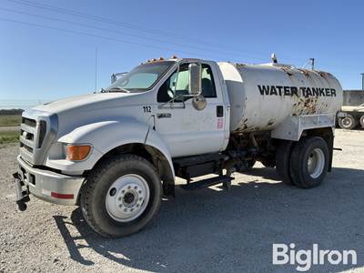2007 Ford F-750 Super Duty S/A Water Truck