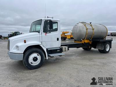 1994 Freightliner FL70 S/A Water Truck
