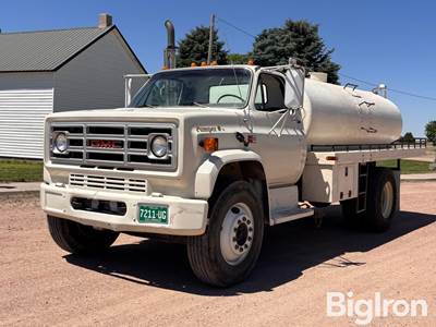 1989 GMC 7000 Water Truck