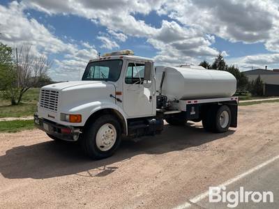 1990 International 4700 4x2 S/A Water Truck