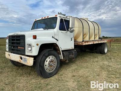 1986 International S1955 S/A Water Truck