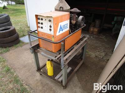 Airco Wasp II-E Welder/Generator on Cart