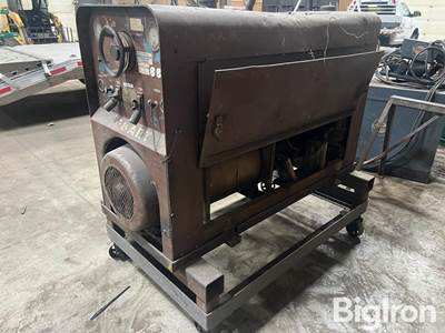 Hobart G-261 Welder
