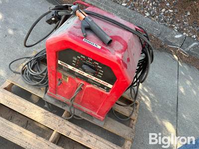 Lincoln AC-225 Arc Welder