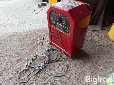 Lincoln Electric AC-225 Arc Welder