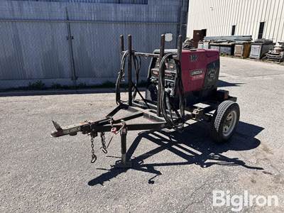 Lincoln Electric Ranger 305G Welder