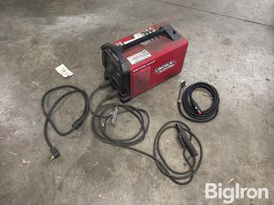 Lincoln Electric Square Wave TIG 200 Portable Welder