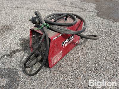 Lincoln Invertec V275-S Welder