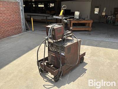 Lincoln IdealArc R3S-325 Portable Wire Welder