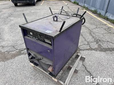 Lincoln IdealArc R3R-400 DC Arc Welder