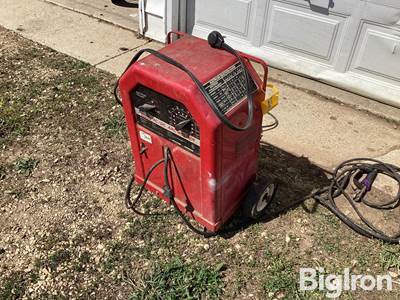 Lincoln AC/DC 225/125 Arc Welder