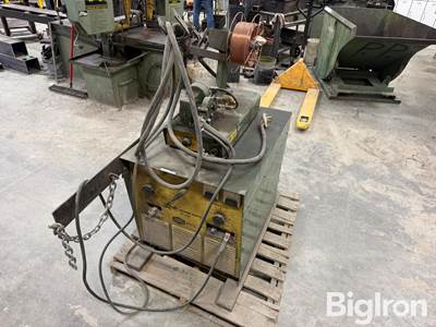 Linde VI-252 Welder