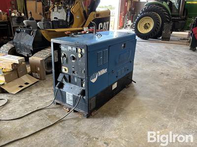 Miller Big Blue 500D Diesel Powered Welder/Generator