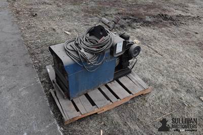 Miller Bluestar 2E AC/DC Welding Generator