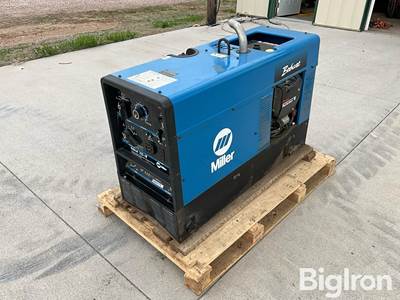 Miller Bobcat 225NT CC/CV-AC/DC 8,000 Watt Generator Welder