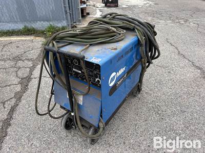 Miller Dialarc HF Constant Current AC/DC Welder