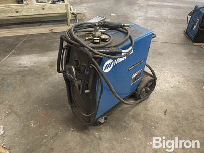 Miller Millermatic 252 MIG Welder