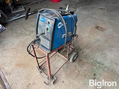 Miller Millermatic 211 Auto-Set Wire welder