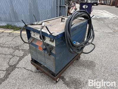 Miller SRH-303 Constant Current DC Welder