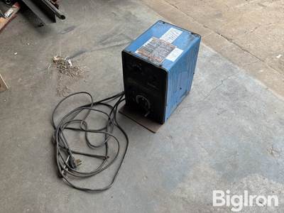 Miller Thunderbolt XL 225/150 Arc Welder
